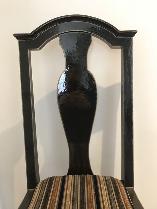 Крісло. Стілець. Антикваріат