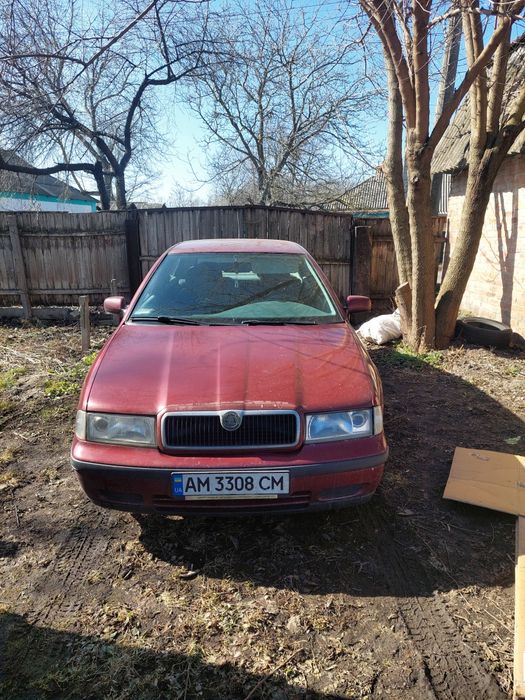 Продам два авто шкода та міцубісі.