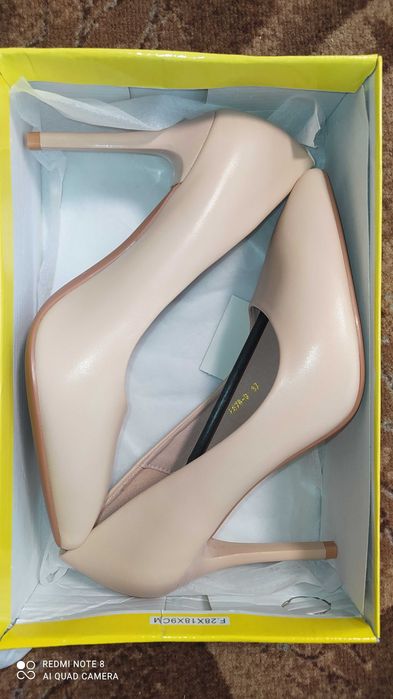 Продам туфлі лодочки