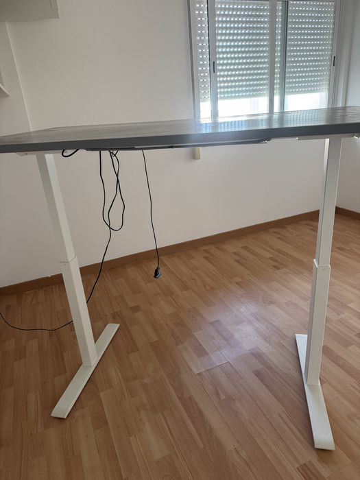 Mesa de elevação elétrica