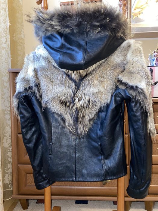 Куртка кожа , мех - волк ( 46 р, L)