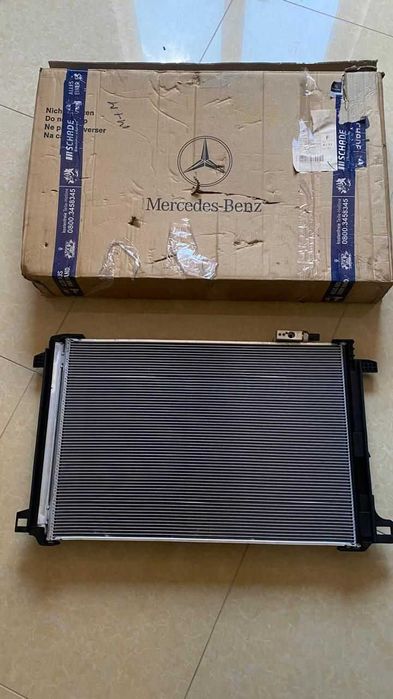 Радіатор Mercedes оригінал А2045000654