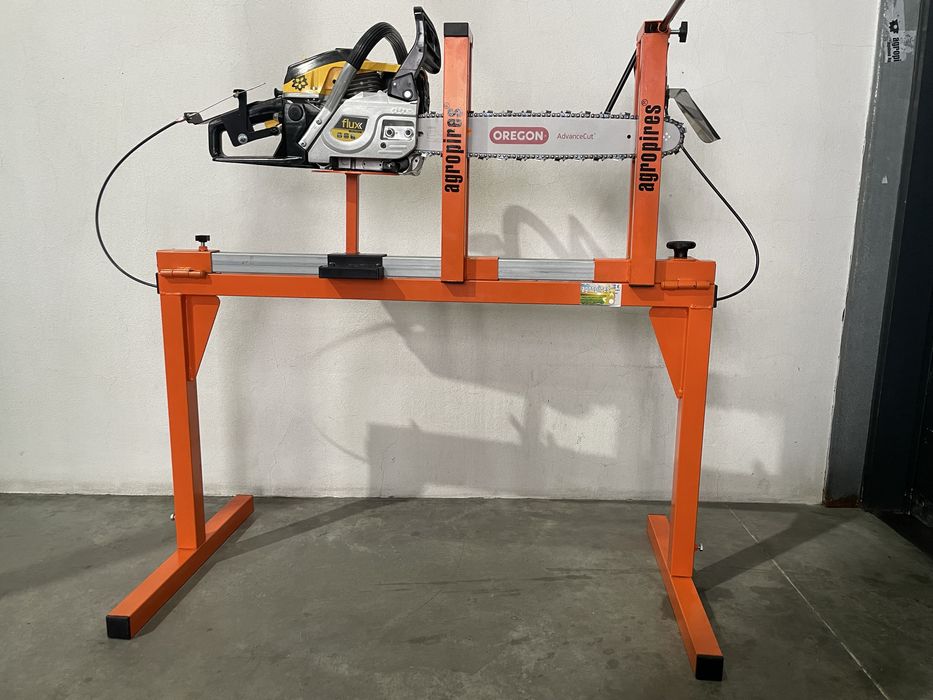 Cavalete para motosserra automatico
