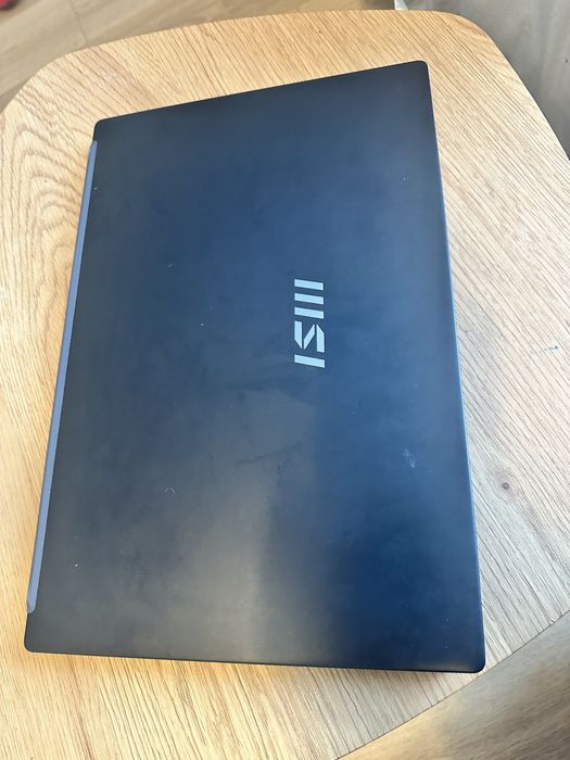 MSI Modern 15 B11M