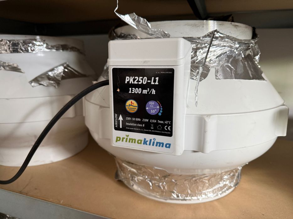 Wentylator promieniowy Prima Klima Ø 250-L mm 1300m3/h