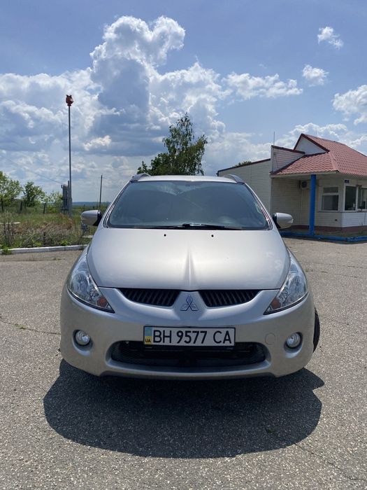 Mitsubishi grandis