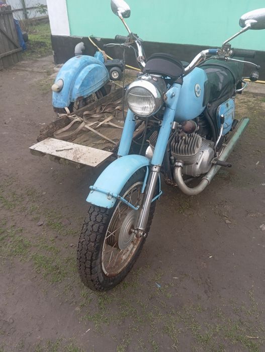 Мотоцикл вже в гарному стані