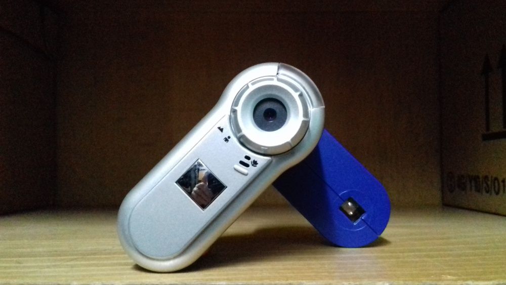 Vendo Várias Máquinas Fotográficas de Cartão SD e Memória Interna .