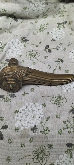 Ручка дверная старина.