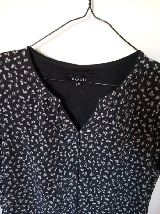 Vestido Caroll tamanho 42 flores, com bolsos