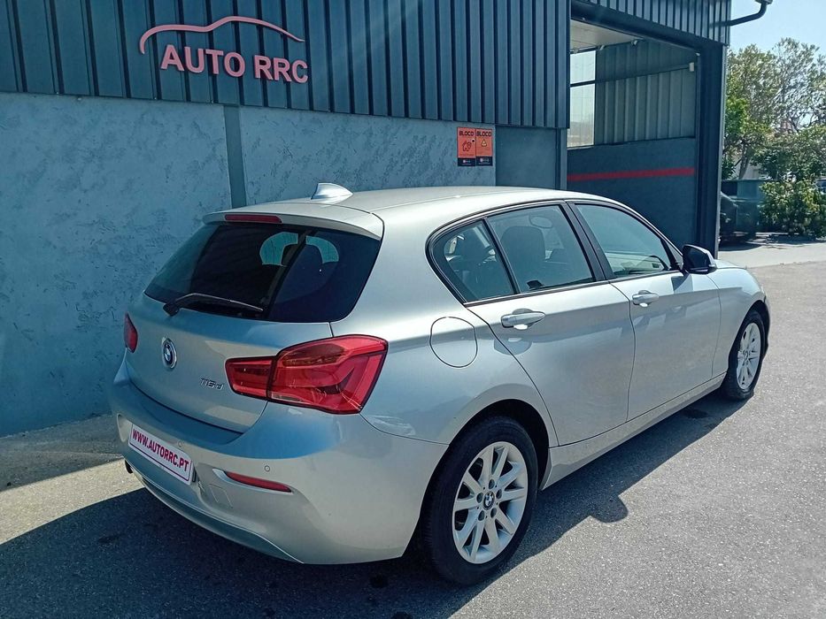 BMW 116 D c/auto ( pequeno sinistro )