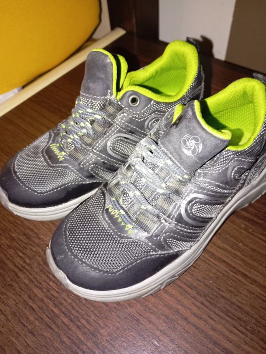 Adidasy chłopięce wiosna jesień roz.26