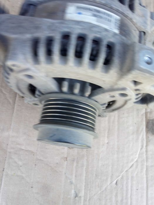 Toyota verso silnik 1,6 1,8 alternator valvematic  09-15