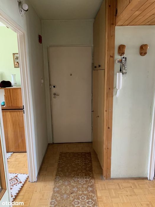 Sprzedam 4-pokojowe mieszkanie - 57,90 m2, Radomsko