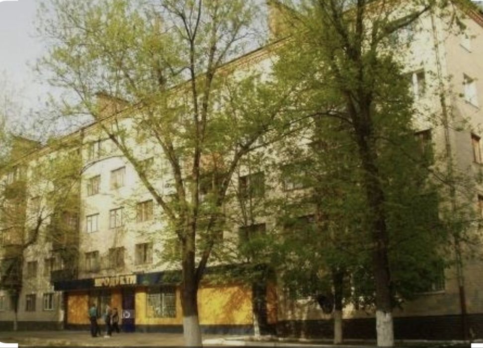 Програми , ваучер .Продам 2 к квартиру,фасад,  вул Волинська  метро Вокзальна Севастопальска площа