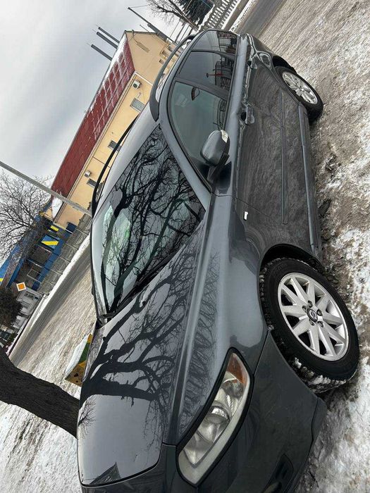 Автомобіль Вольво