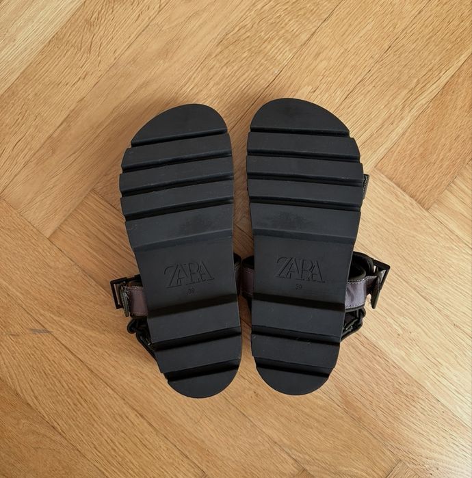 Сандалі Zara 39 розмір.