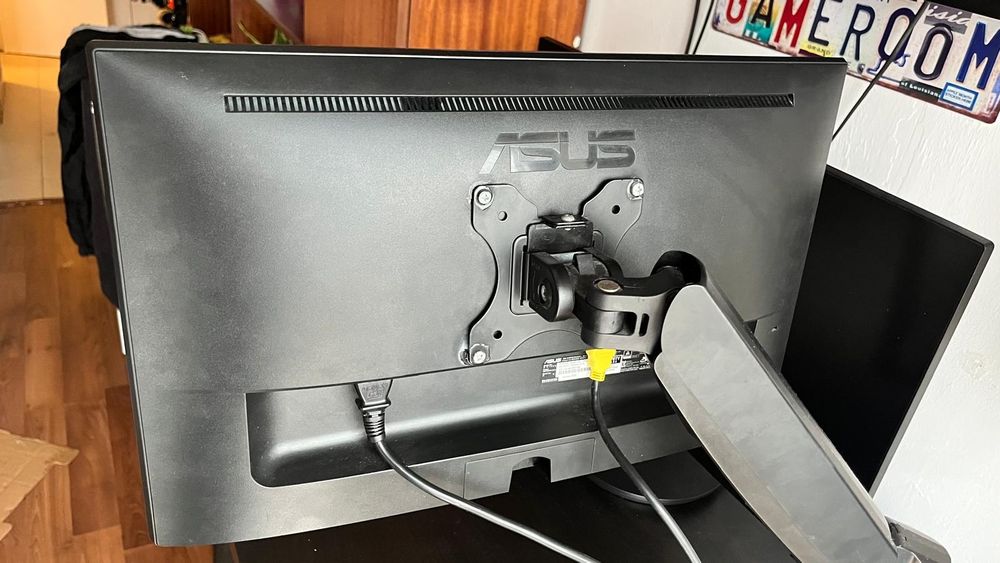Ecrã/Monitor Asus 21 polegadas + cabo HDMI441686700013670402