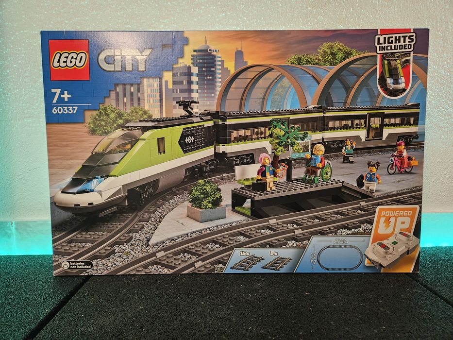 Lego Comboio Expresso de Passageiros