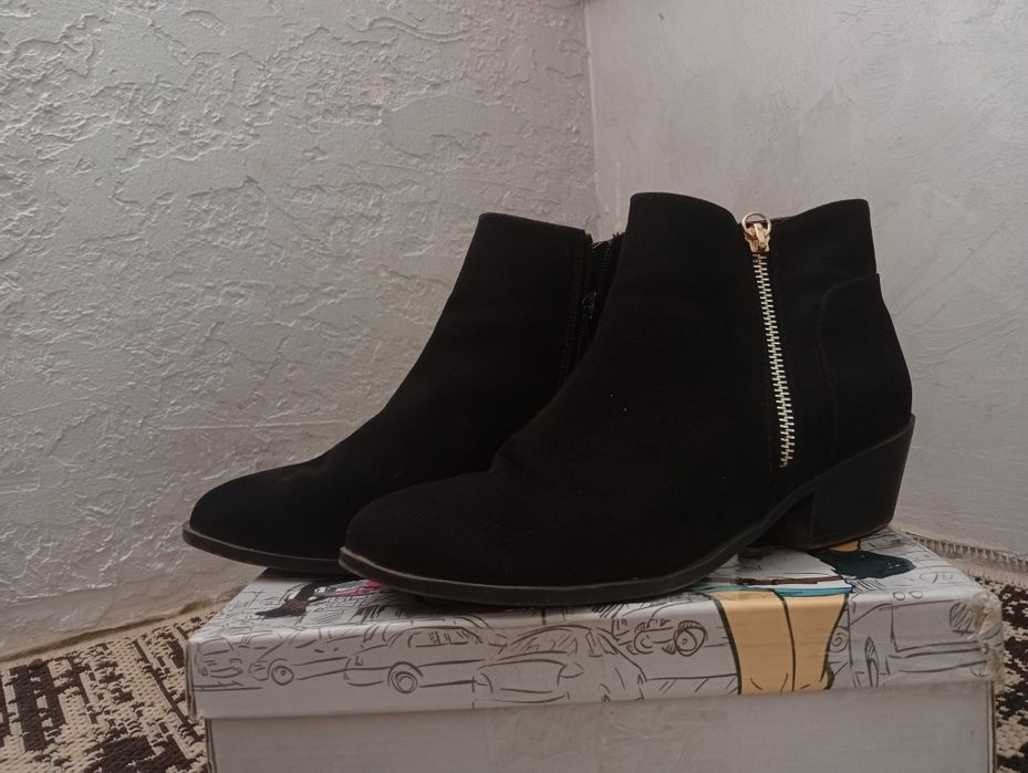 Ботінки осінь весна