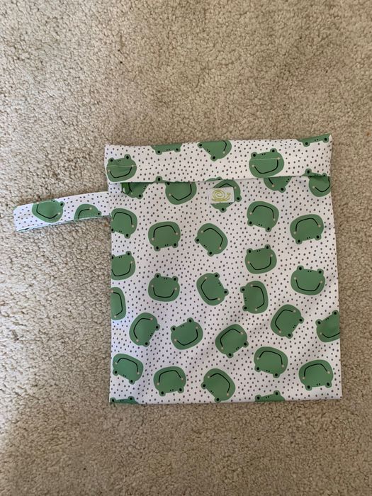 31 Fraldas reutilizáveis + absorventes + sacos