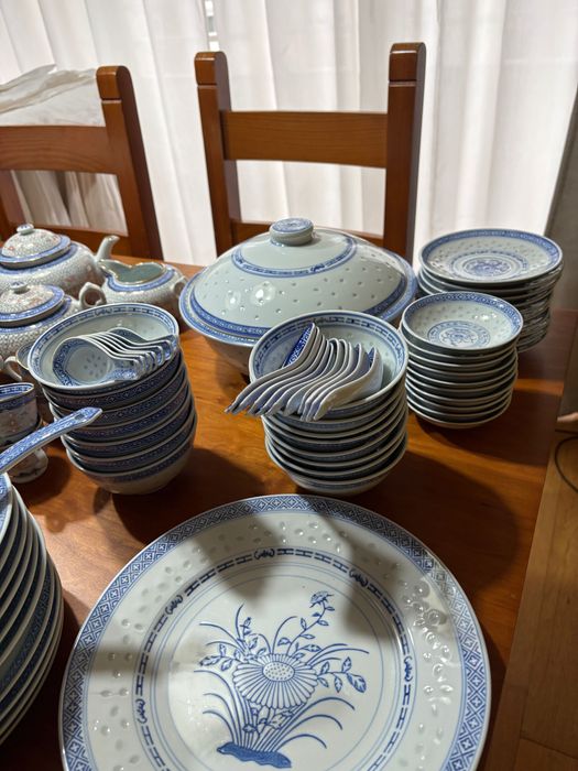Serviço de louça chinesa de jantar. Venda Urgente