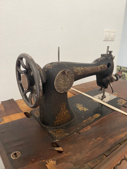 Máquina de costura Singer