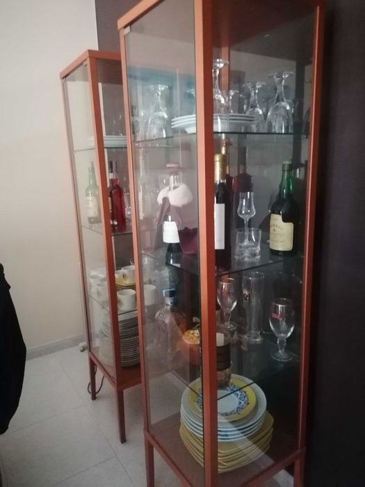 Mesa Jantar+cadeiras+cristaleiras