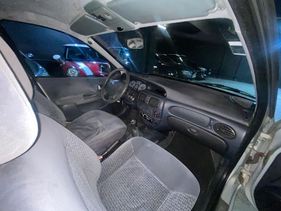 Renault Megane 1.9dci Clássic ano 2002