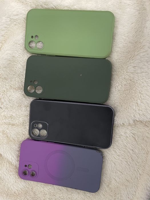 Чохол для 12 IPhone.