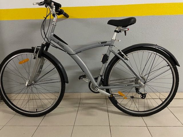 Bicicleta usada em muito bom estado