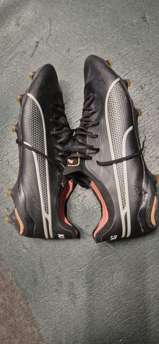 Puma ultra match lanki