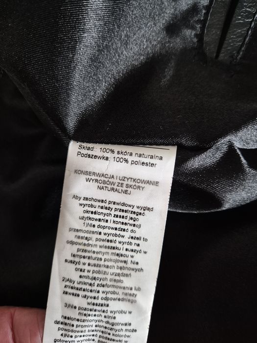 Sprzedam czarną kurtkę