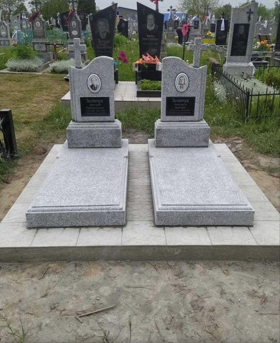 Памʼятники Granit Kovel
