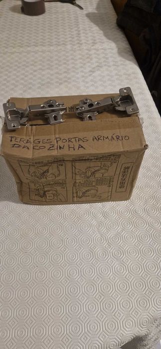 Ferragens Móveis de Cozinha