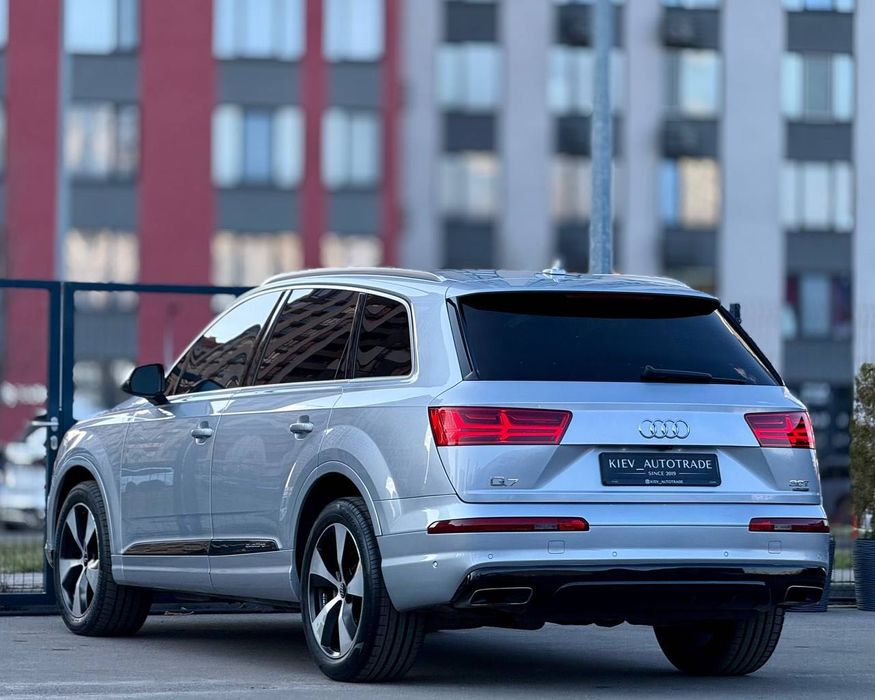 Audi Q7 Premium Plus