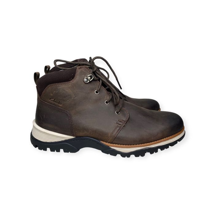 Кожаные ботинки Clarks.