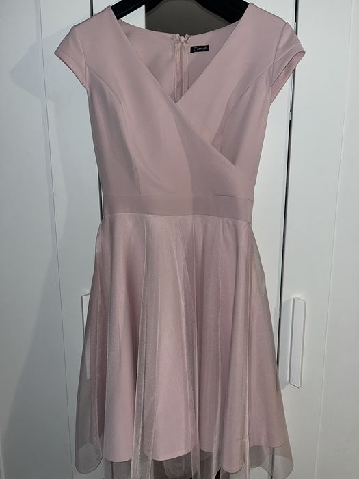 Elegancka sukienka idealna na komunię,chrzest, ślub rozm 36