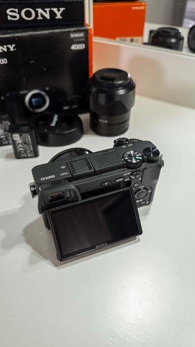 Sony Alpha A6300 (Corpo) – Excelente Estado