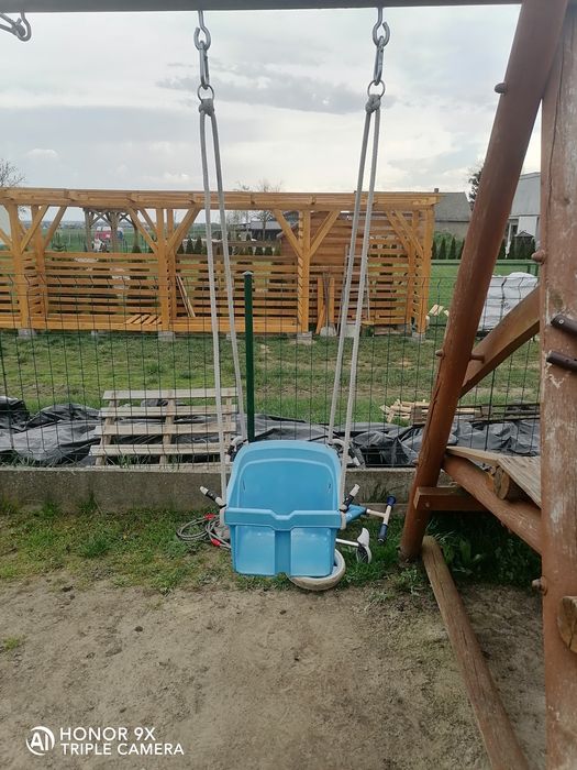 Huśtawka dziecięca