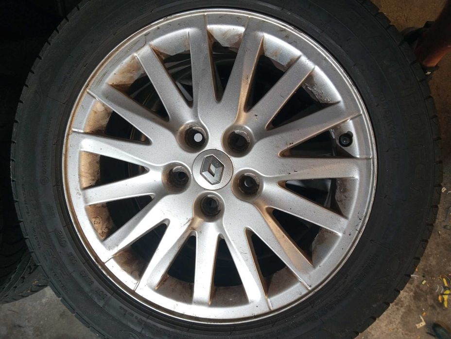 Felgi z oponami renault laguna 2