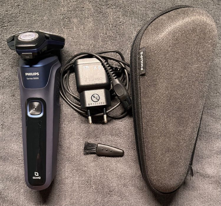 Máquina de Barbear Philips Series 5000