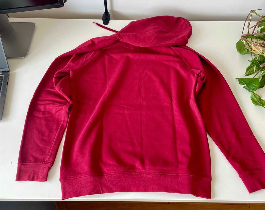 ASICS Bluza z kapturem czerwona. Hoodie. Rozmiar L.