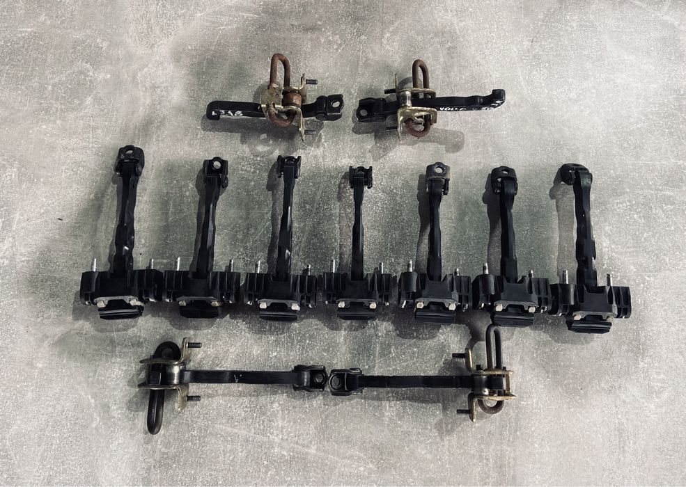 Volvo V50 S40 Ограничитель Двери Обмежувач Вольво В50 Дверки