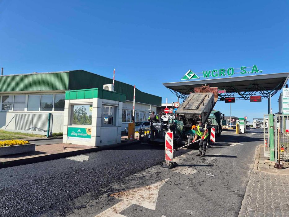 Wywóz Gruzu Papy Ziemi Kontener od 12 m3 Hakowiec Wywrotka Odpady