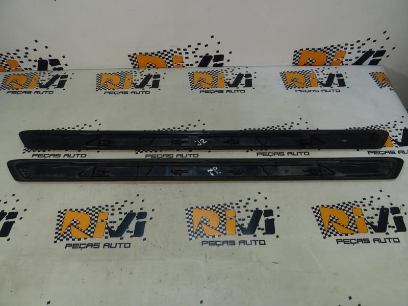 Conjunto de frisos BMW 1 (F21)