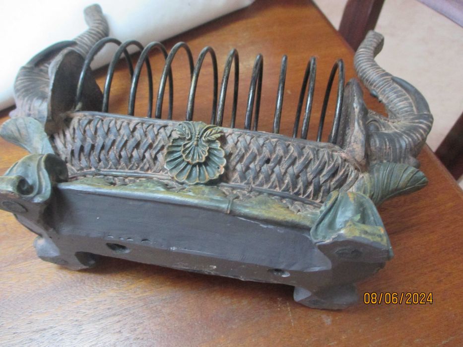 Peça metálica C/2 cabeças de elefante, para decoração ou...