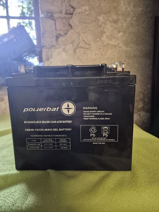 Akumulator żelowy 12 V 40 ah