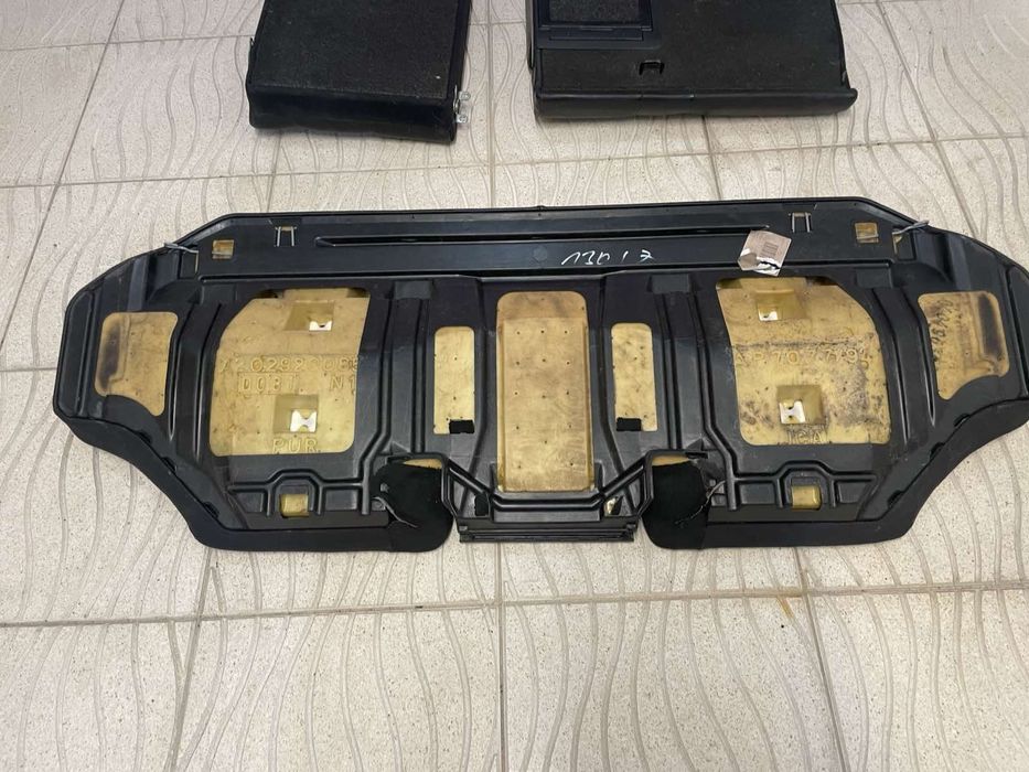 Bancos de couro para Mercedes C250 de 1992 ano