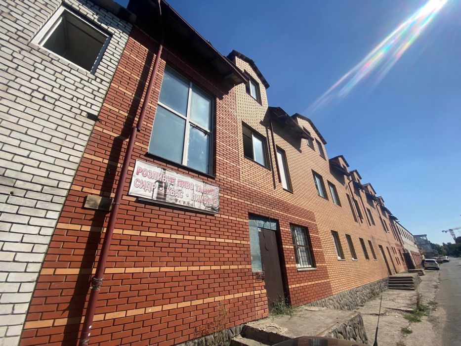 Продаж комерції  Робітнича 2А / Рабочая 2А 1000м2